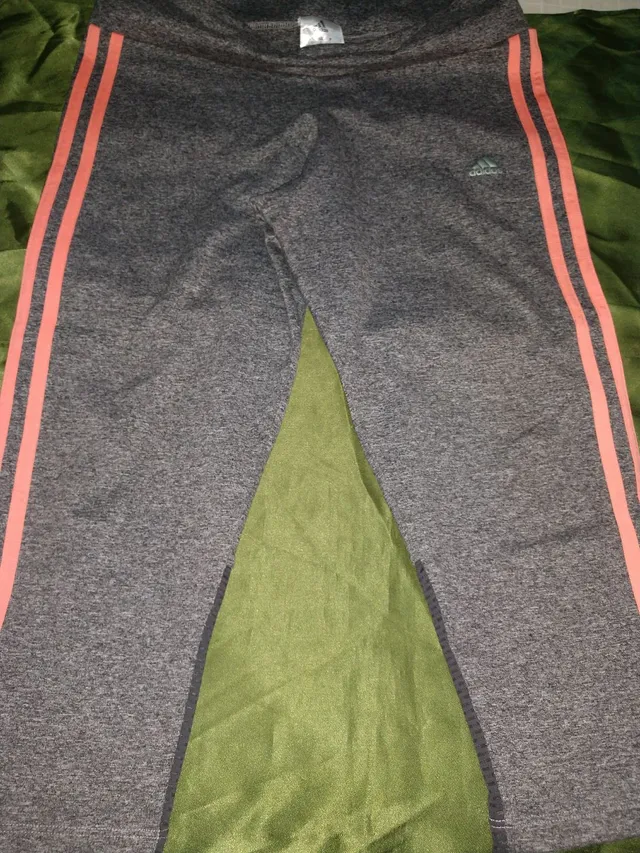 Calça Legging Oncinha Adidas -  Calça Feminina Adidas Nunca Usado