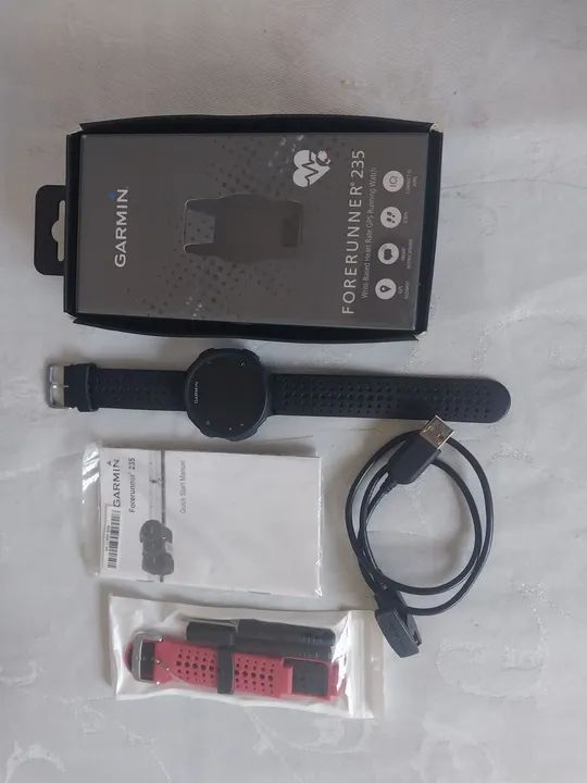 Relogio garmin modelo 235