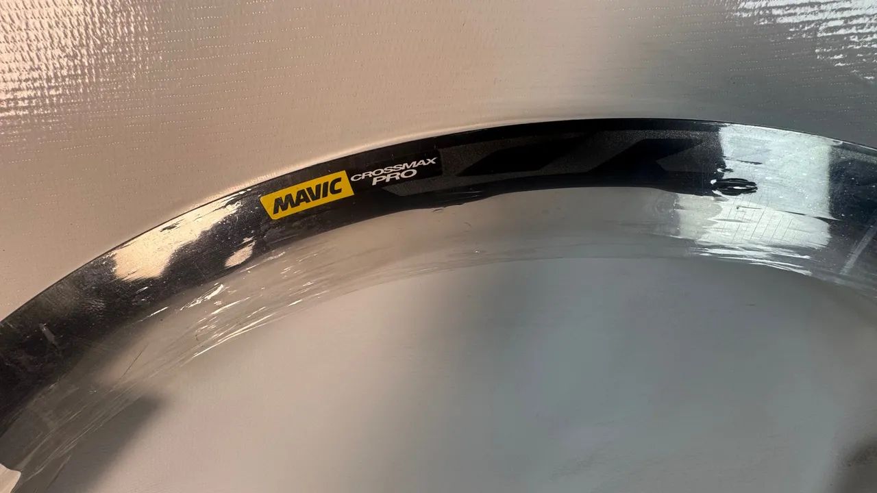 ARO MAVIC CROSSMAX PRO 29 TRASEIRO 24 FUROS ZERO 