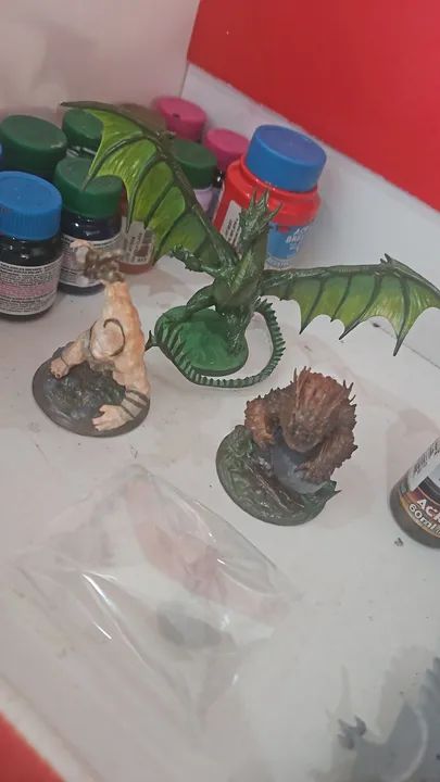Miniaturas e colecionáveis 