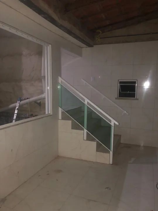 Corrimão de alumínio branco com vidro verde  - Foto 3