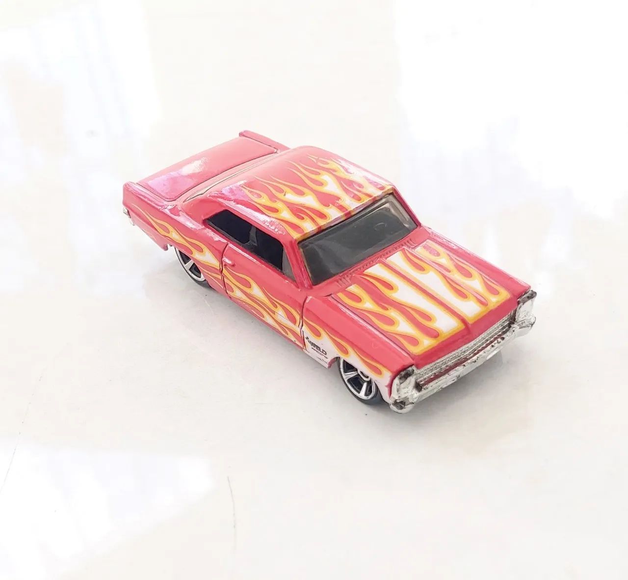 Miniatura Hot wheels-66 Tm gm