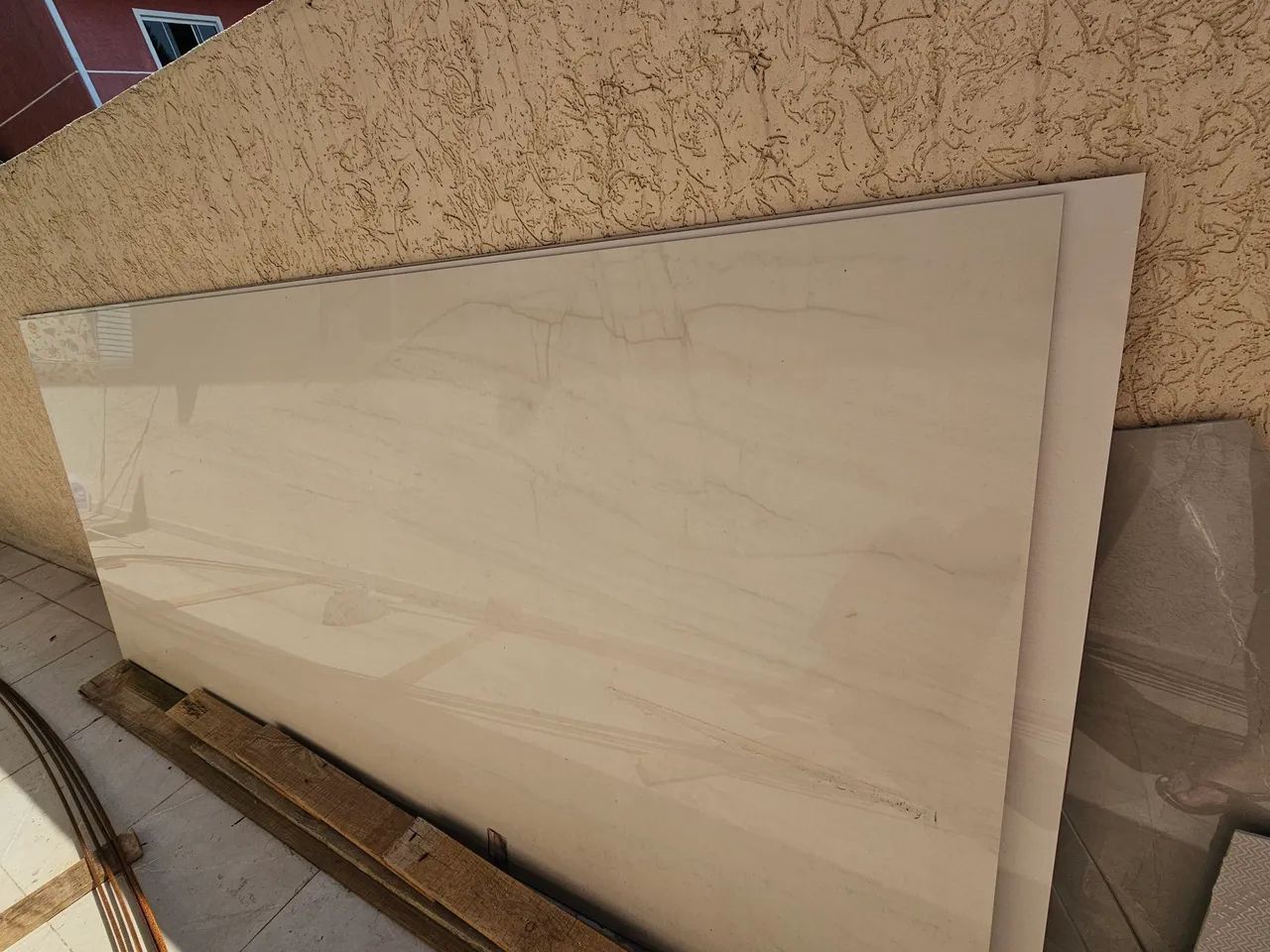 Porcelanato polido 120x270 