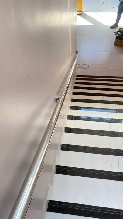 Inox corrimão bancadas barra de apoio mesa vidro espelho  - Foto 3