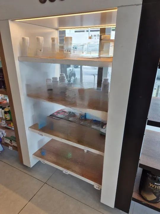 Movel de Prateleiras - Foto 2