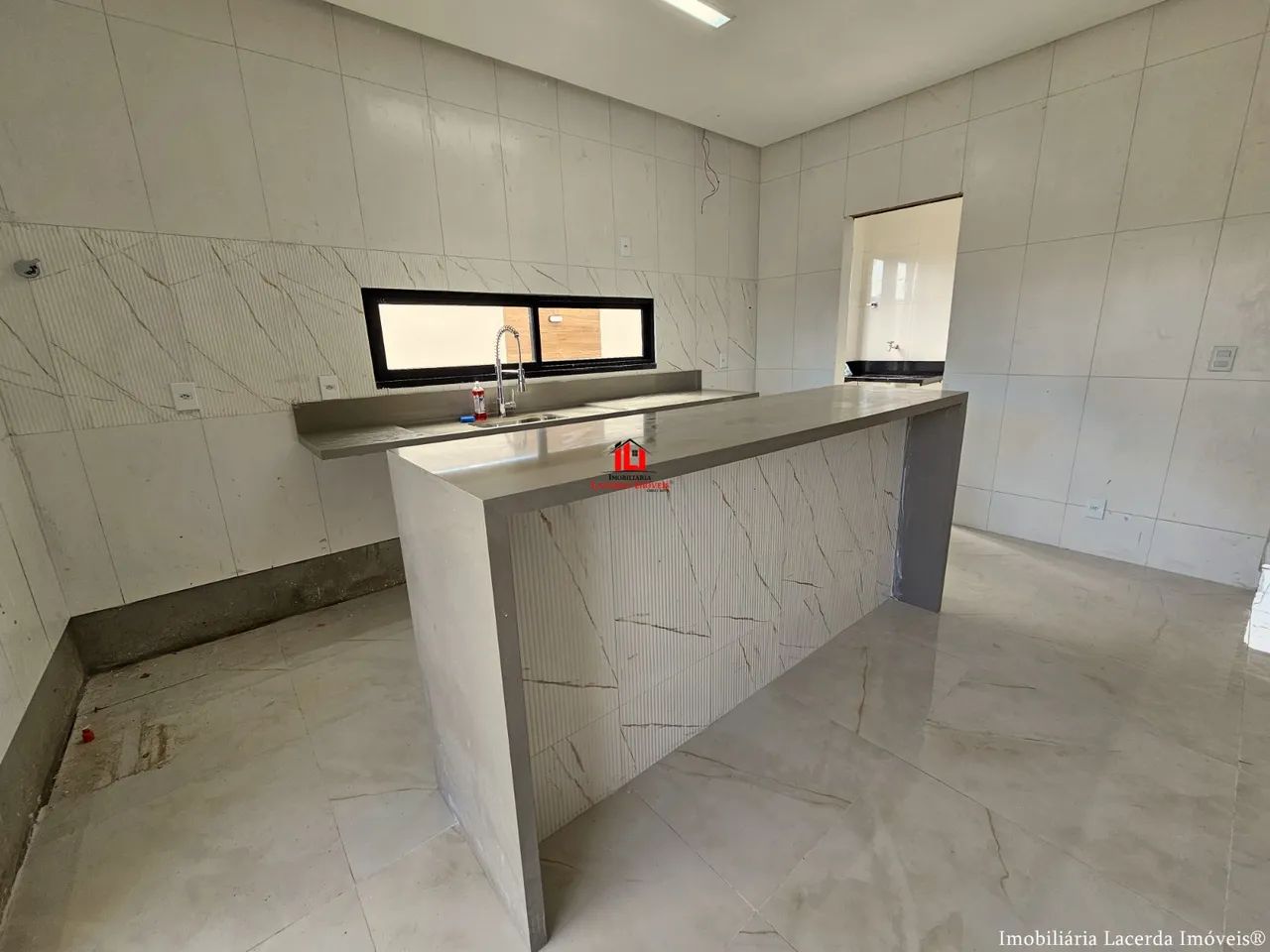 Casa Duplex 4 Qts (3 Suítes, todas com closet)  | Espaço Gourmet com churrasqueira a carvã - Foto 4
