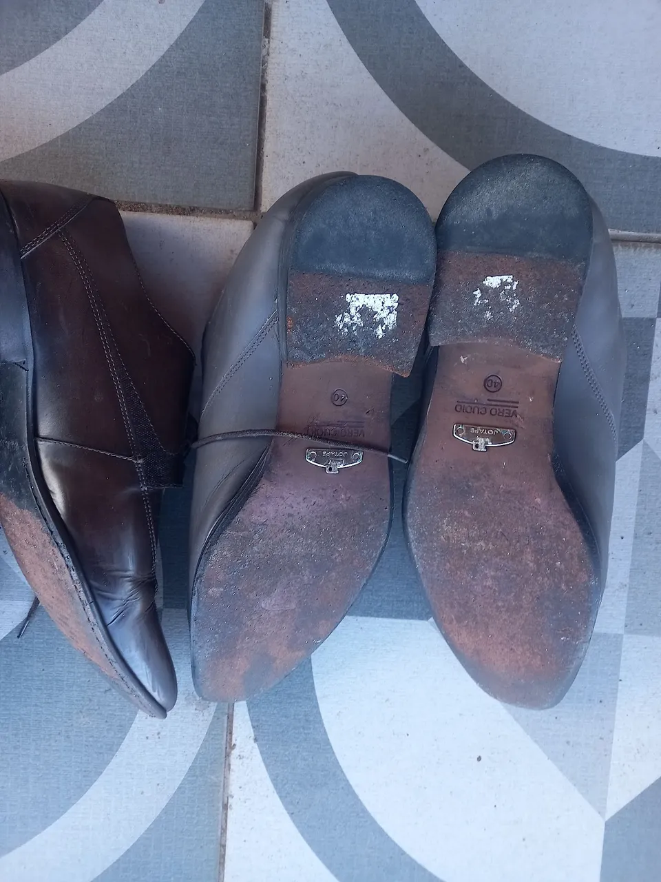 Sapatos de Couro Marrom - Tamanho 40