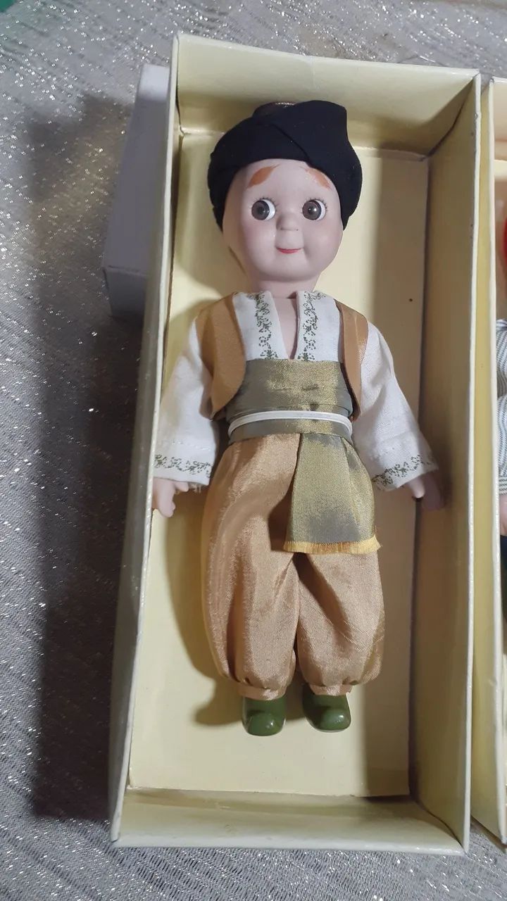 Boneca de porcelana vintage - Foto 2