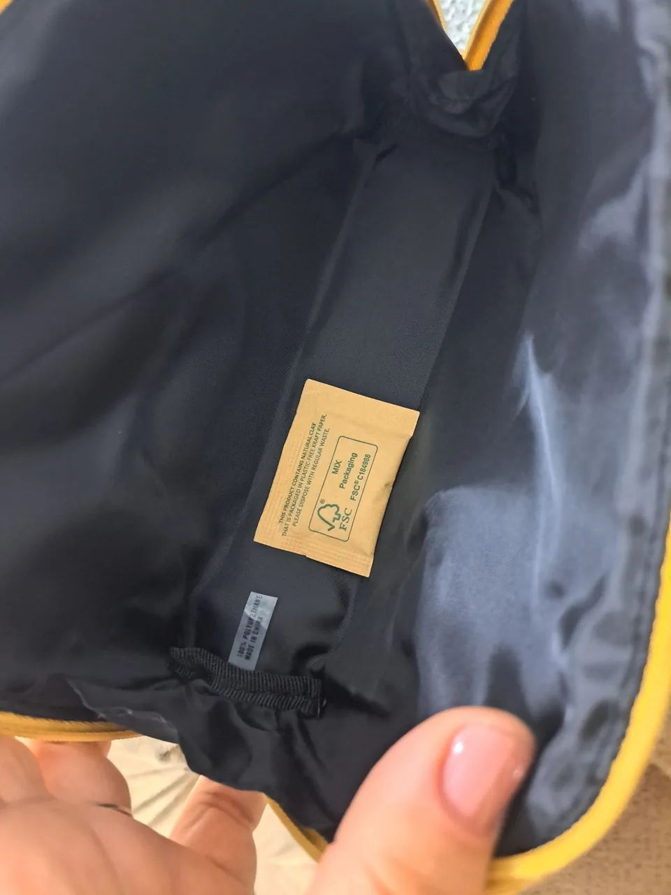 Necessaire MAC Dourada - Foto 3
