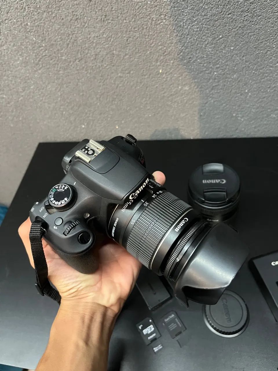 Canon T5 completa com acessórios 