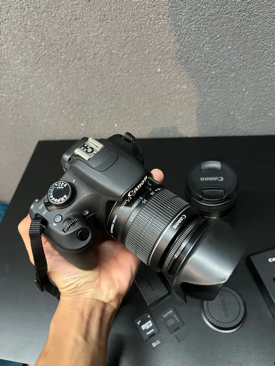 Canon T5 completa com acessórios