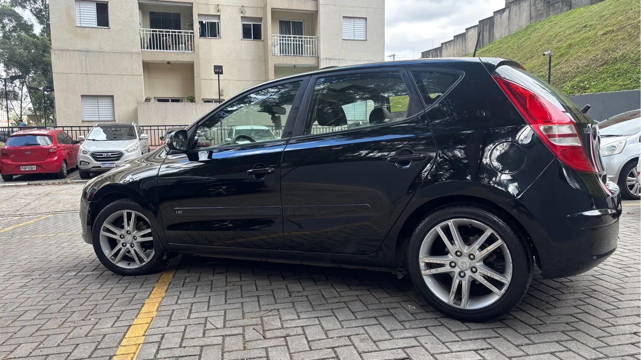 Hyundai i30 GLS 2011 Automático - Completo Teto Solar + Ar Digital - Foto 4