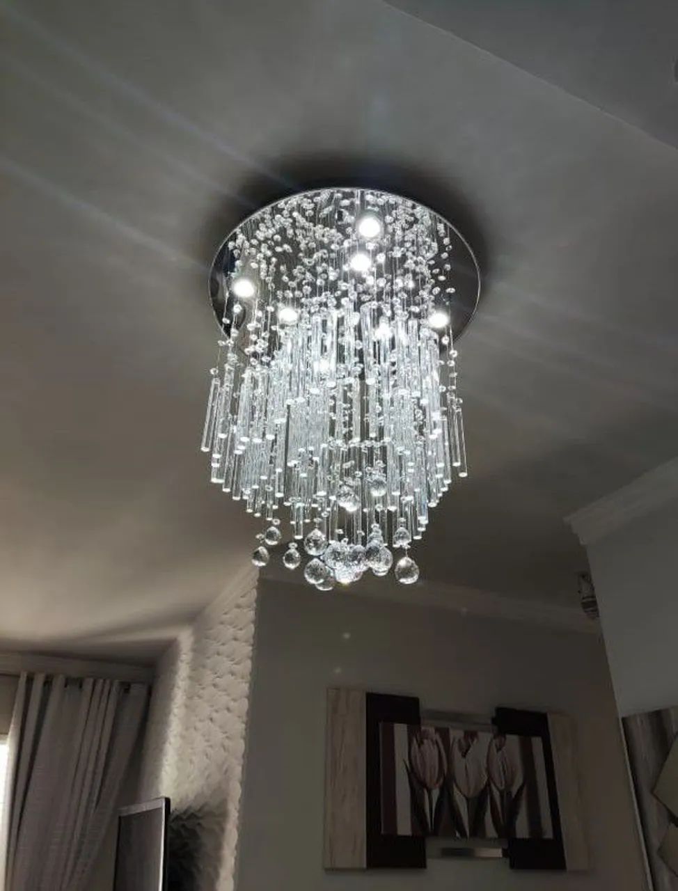 Lustre de Cristal de sete lâmpadas GU10, com 60cm de diâmetro.