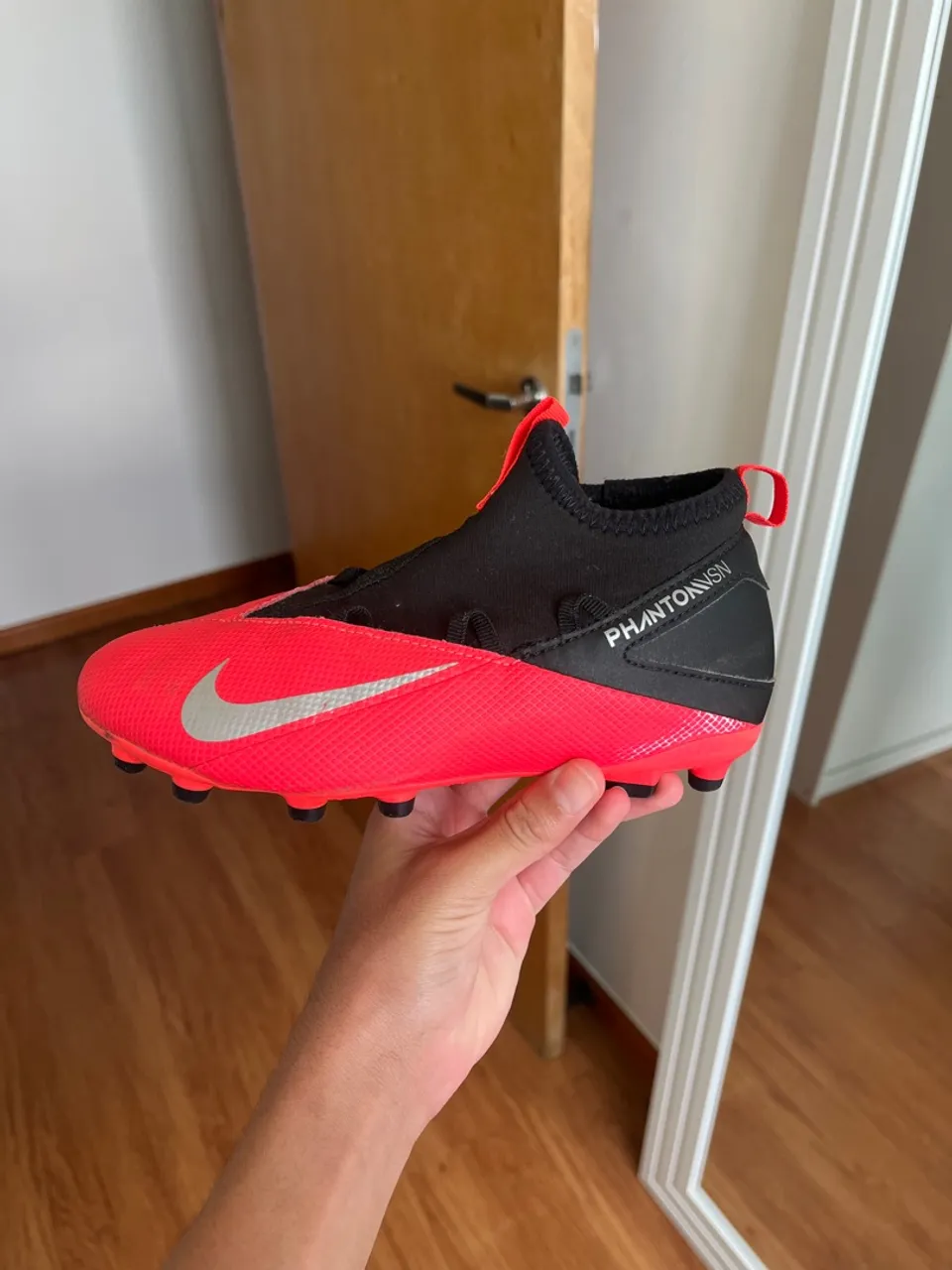 Tênis Nike Phantom Vision - tamanho 32