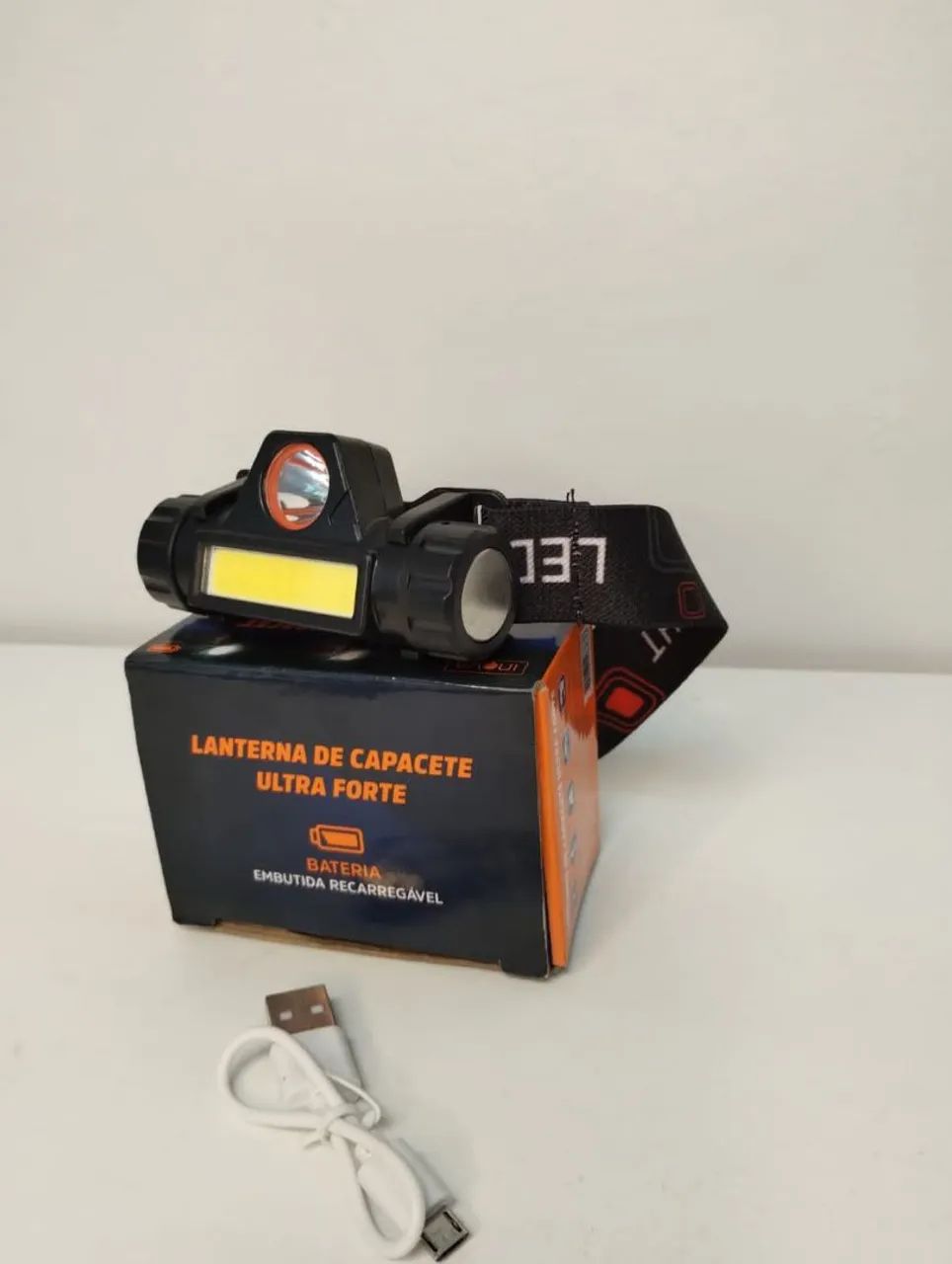 Lanterna de Capacete Ultra Forte Recarregável