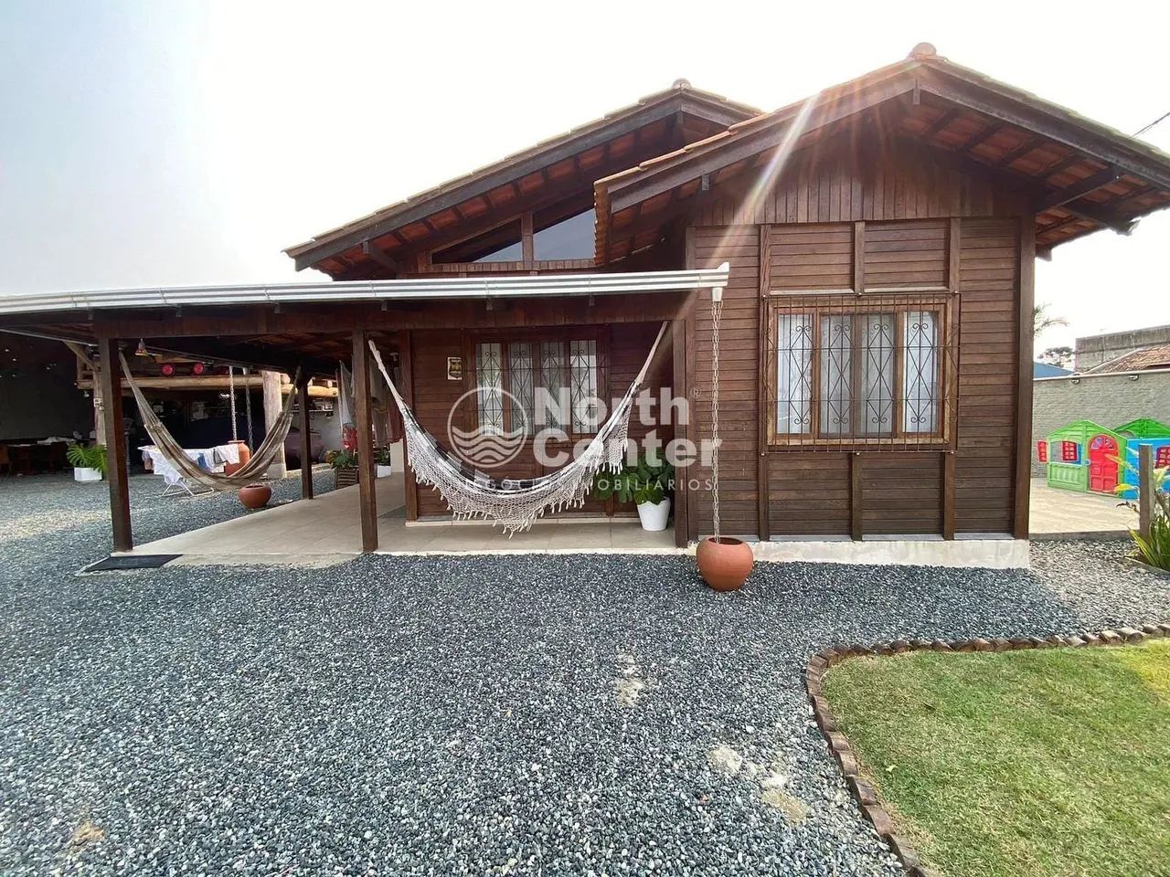 Casa com Galpão à venda, Bairro Pinheiros, Balneário Barra do Sul, SC