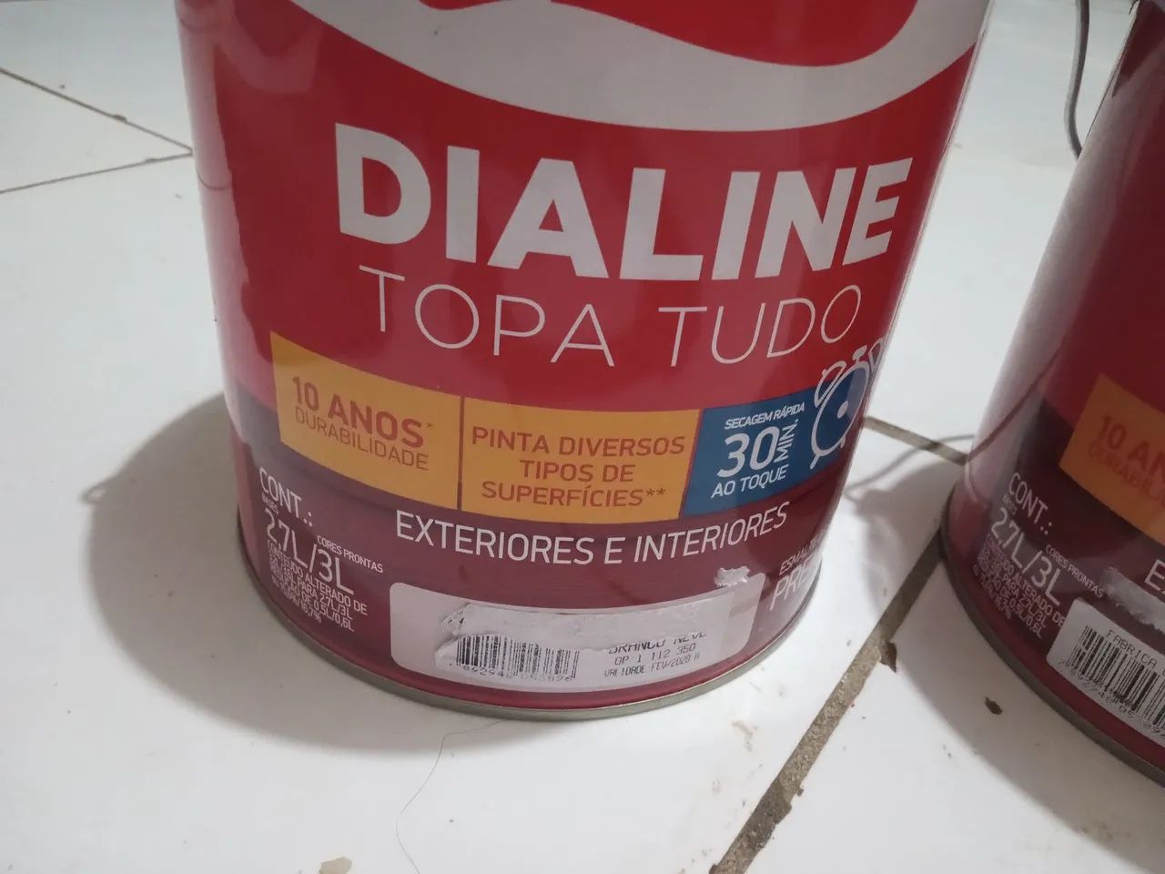 Vendo Tinta Acrílica Base Água 10 Anos de Durabilidade - Foto 4