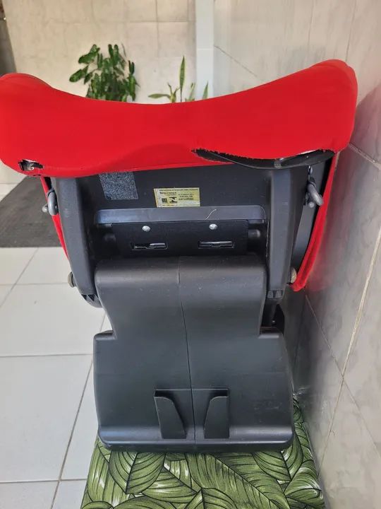 Cadeirinha de carro Chicco para crianças de 9kg a 18kg - Foto 3