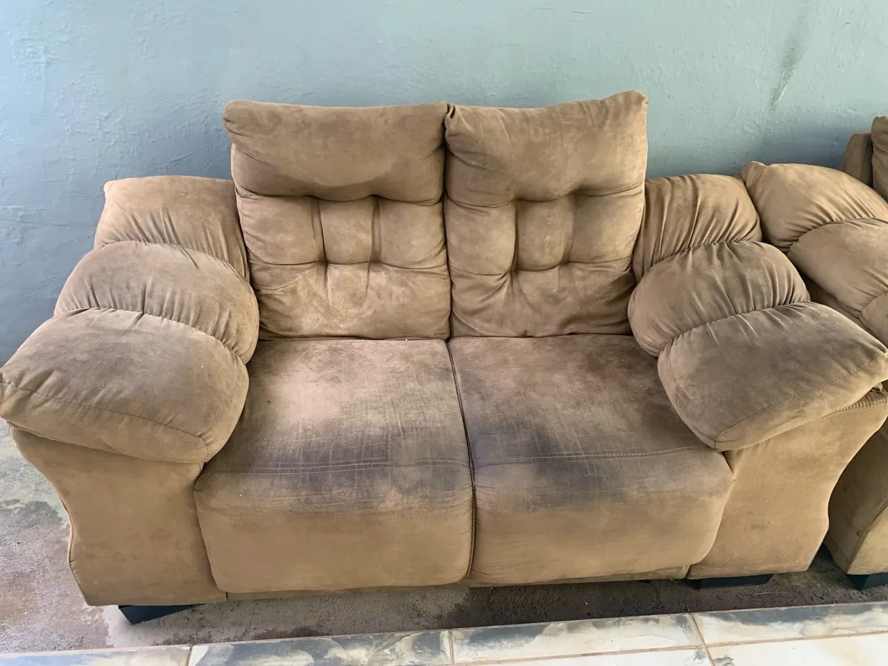 Conjunto de sofá de 2 e 3 lugares