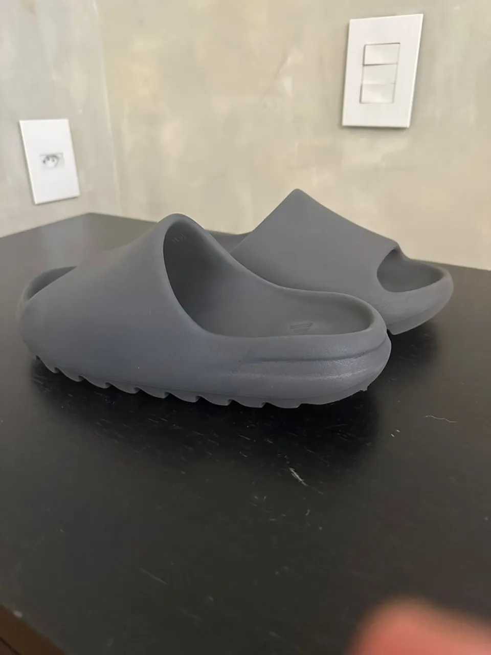 Yeezy Slide - Cinza