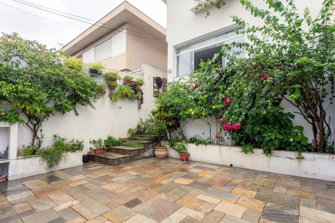 Casa tipo para venda com 3 quartos, sendo 3 suítes, 153m² - Foto 2