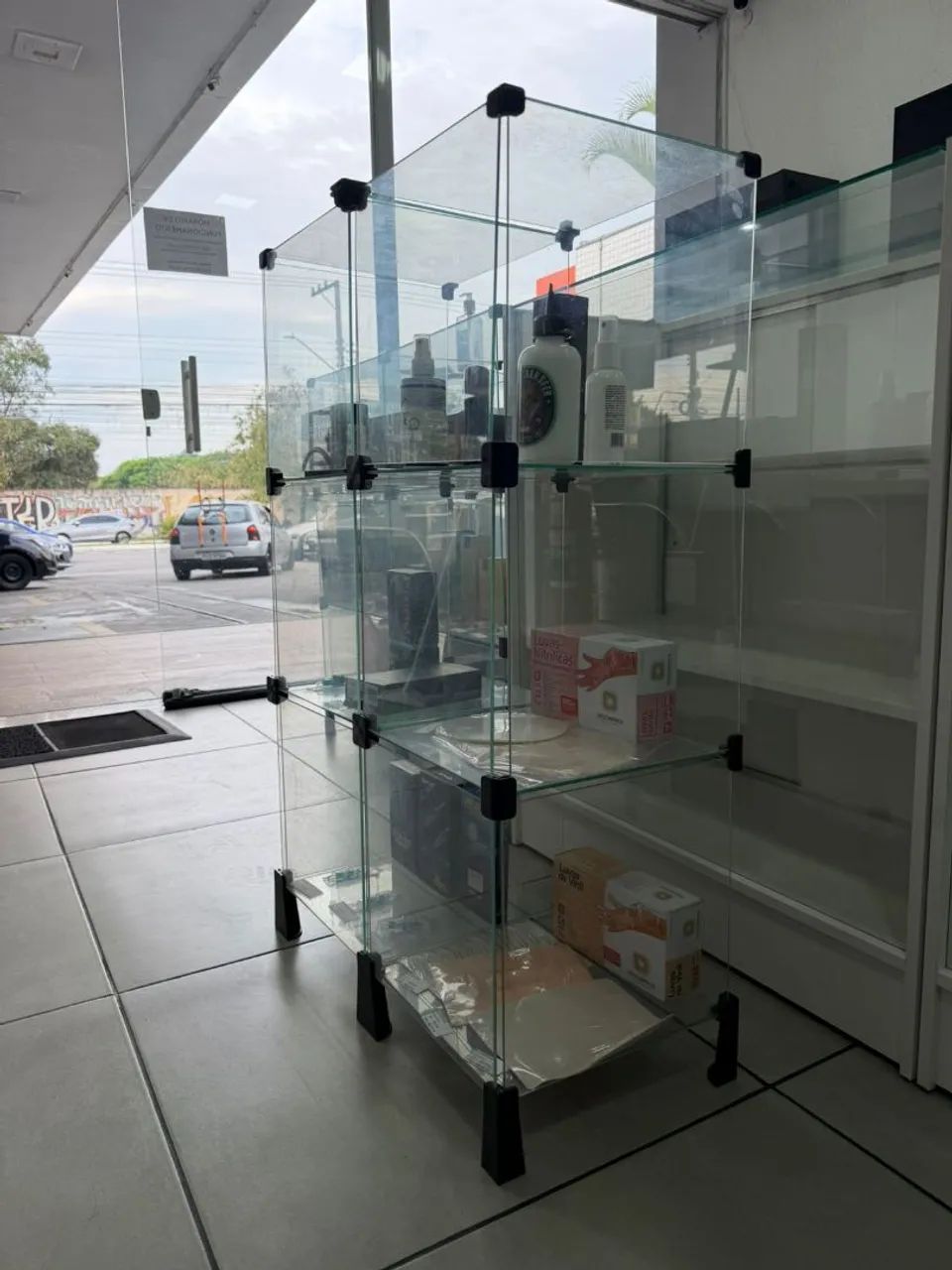 Balcão vitrine vidro expositor colmeia  - Foto 4