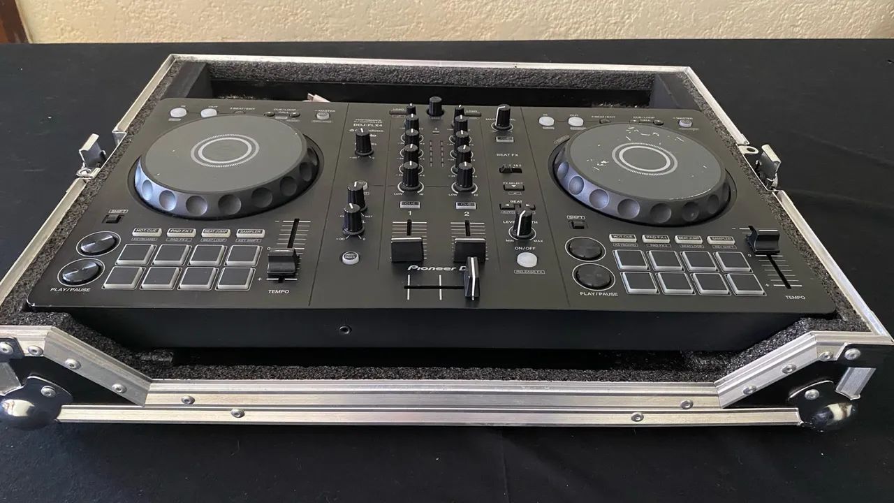 DDJ FLX4 + HARD CASE - Foto 2