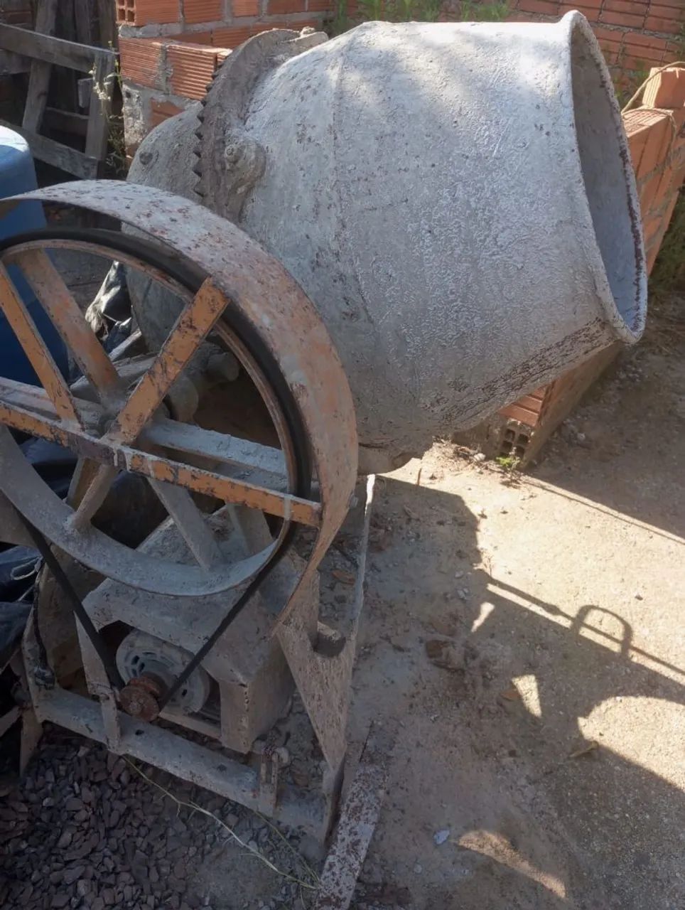 Betoneira de BARBADA