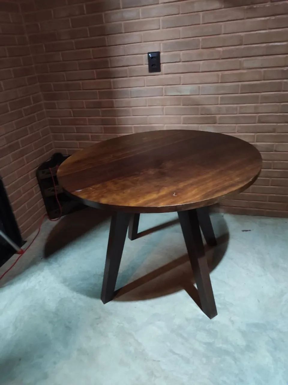Solid wood round dining table for 4 people64994315924610121
