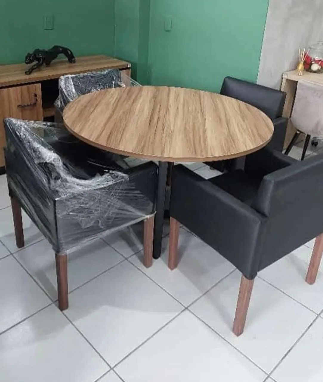 Poltronas em corino cipatex preto original - Foto 3