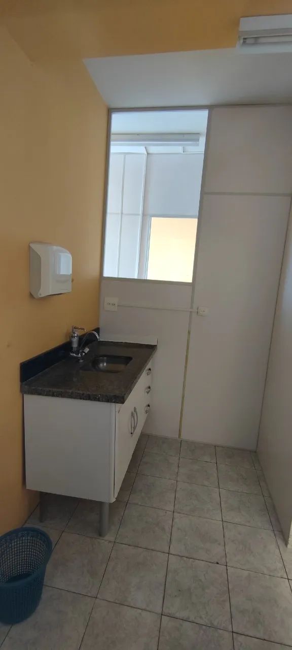 salas com divisórias, banheiro e copa. - Foto 8