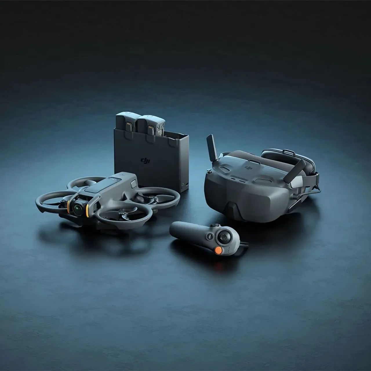 Drone DJI Avata 2 (Fly More Combo - 3 Baterias) - Lacrado