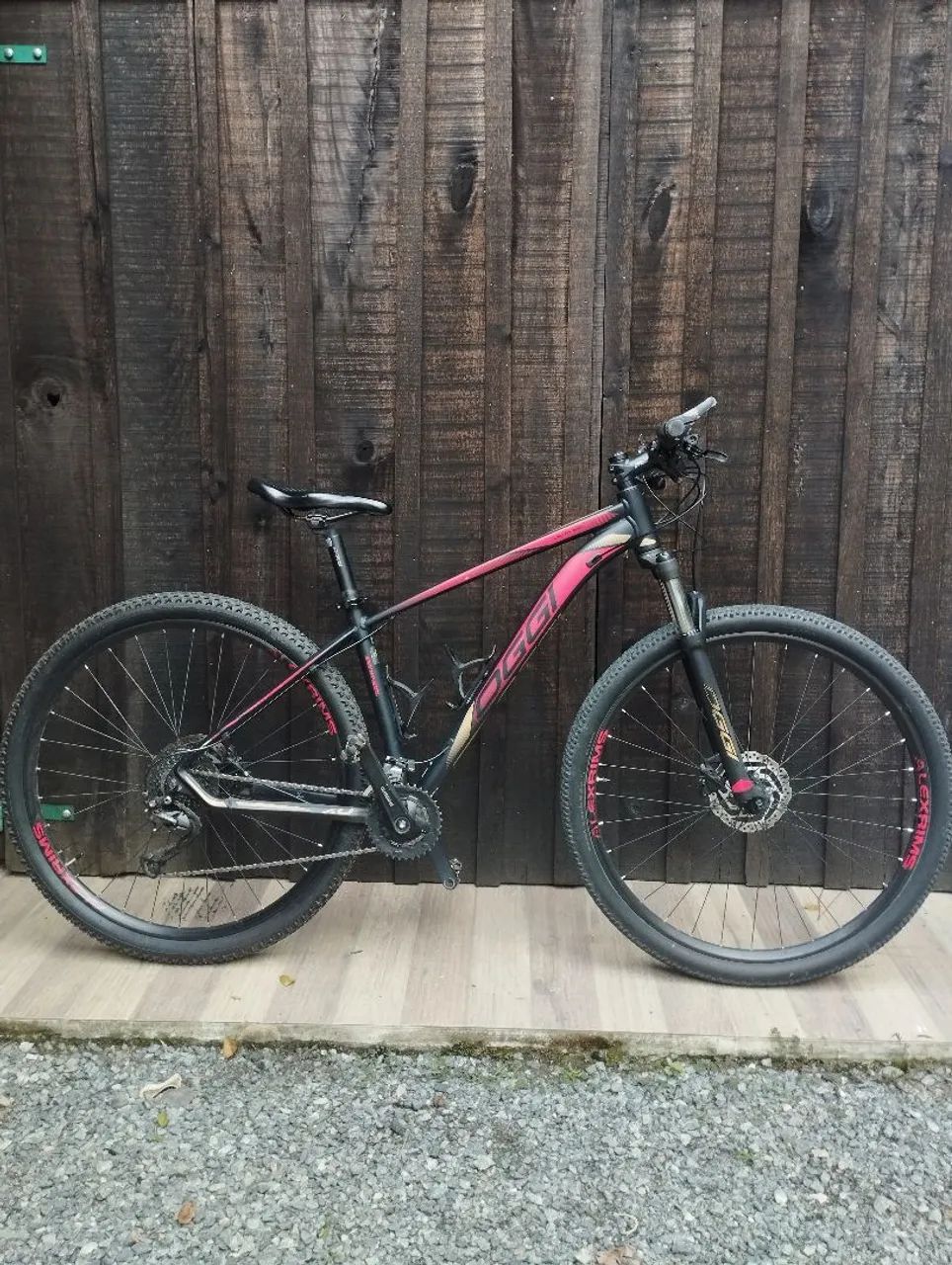 Bicicleta Oggi Big Wheel 7.0