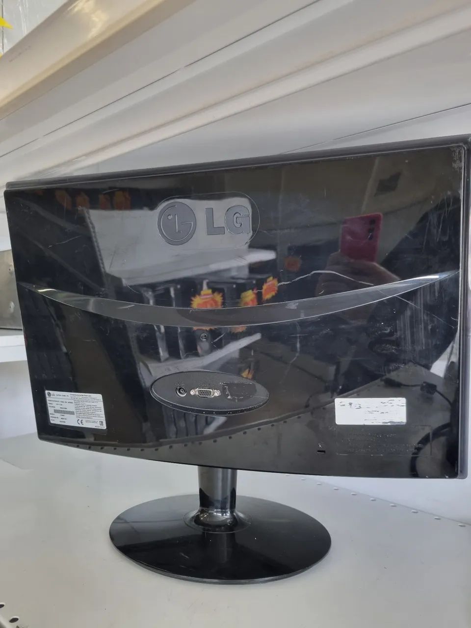 Monitor LG 19" Polegadas com Linha de Pixel por 119,00. Acompanha Fonte Original LG  - Foto 4