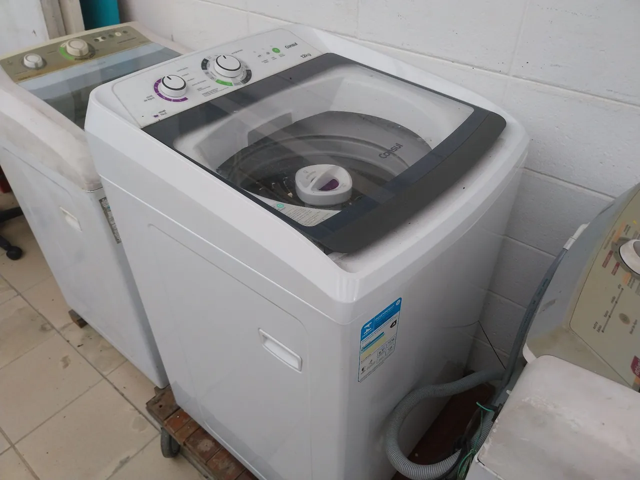 Máquina de lavar roupas consul