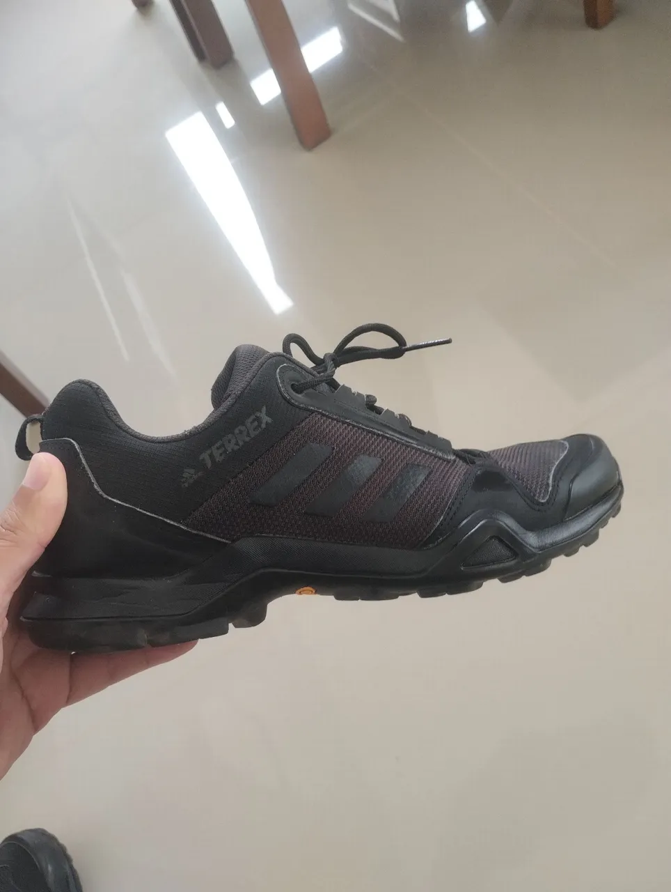 Vendo tênis Adidas Terrex