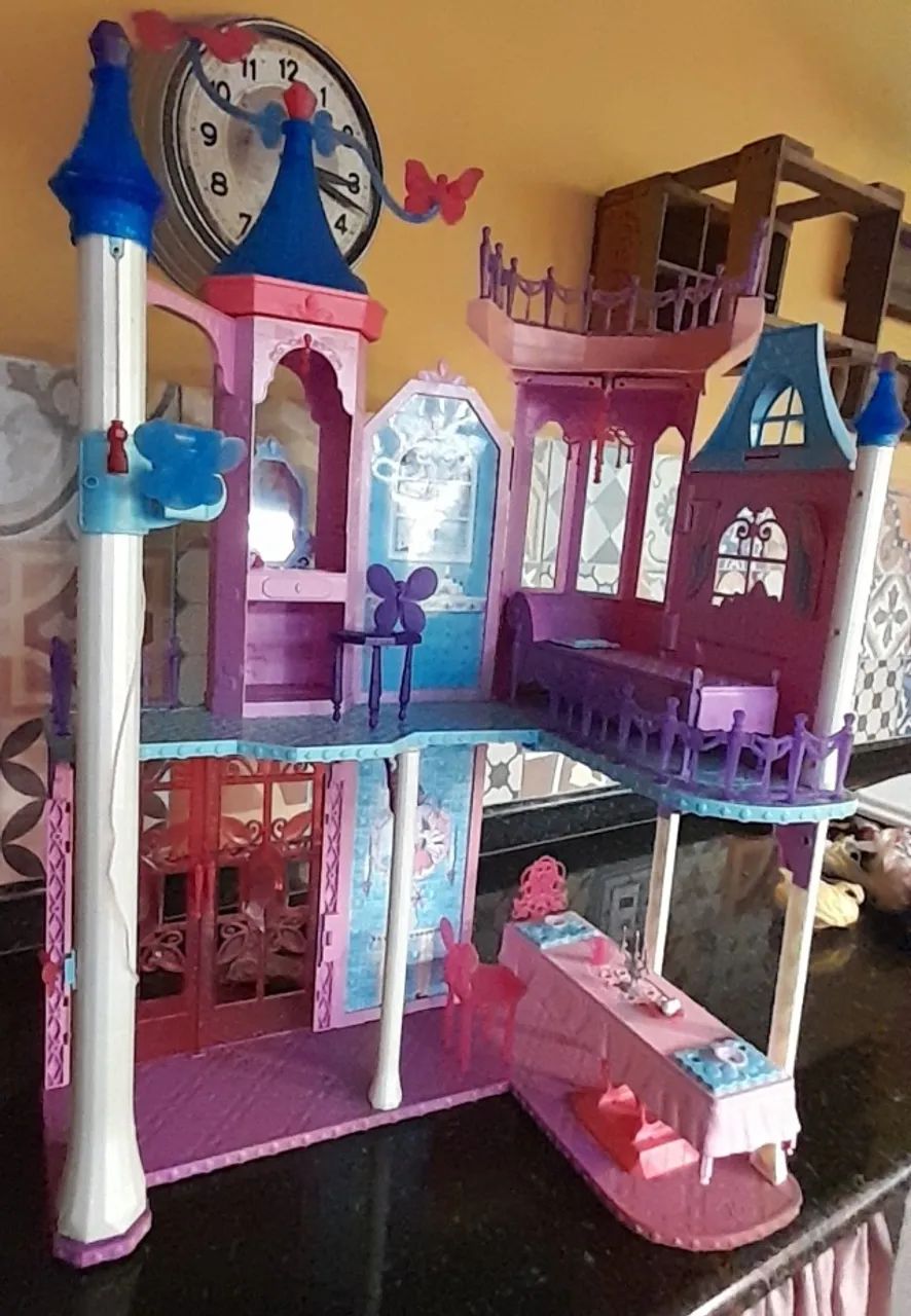 Castelo butterfly barbie raro