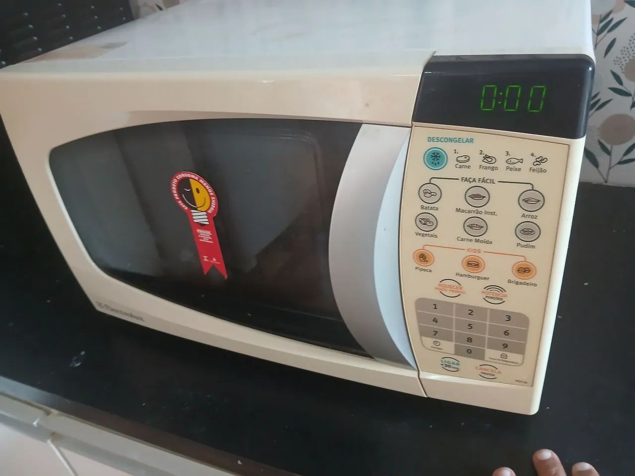 Forno Micro-ondas Electrolux 23 litros- semi novo e todo original- Impecável  - Foto 5