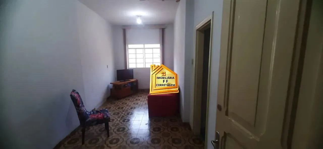 Oportunidade! Casa à Venda Bairro Floresta- BH.