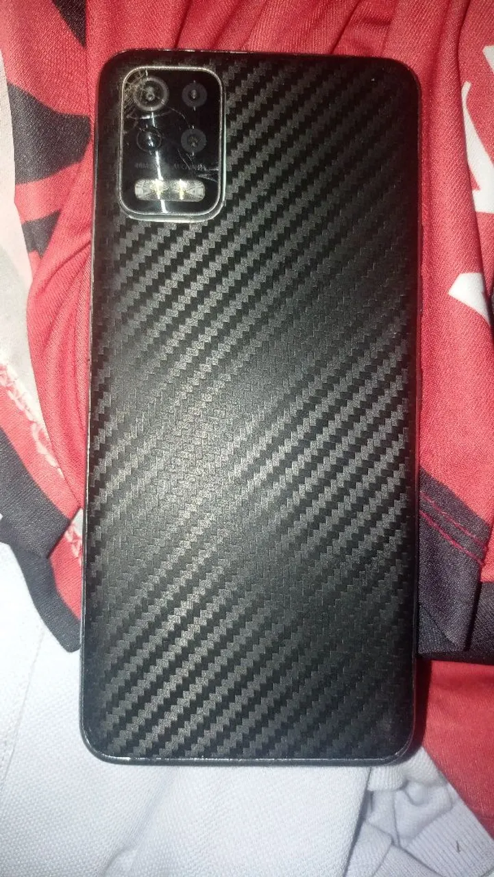 Celular LG k62+