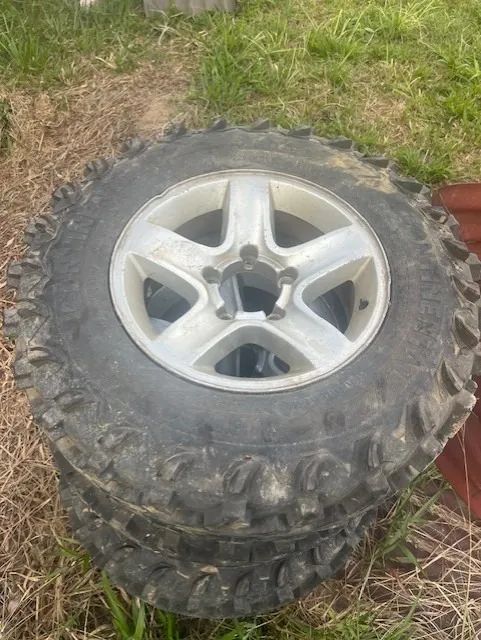 PNEUS OFFROAD PARA TRILHA COM RODAS TRACKER R$ 3000 - Foto 3