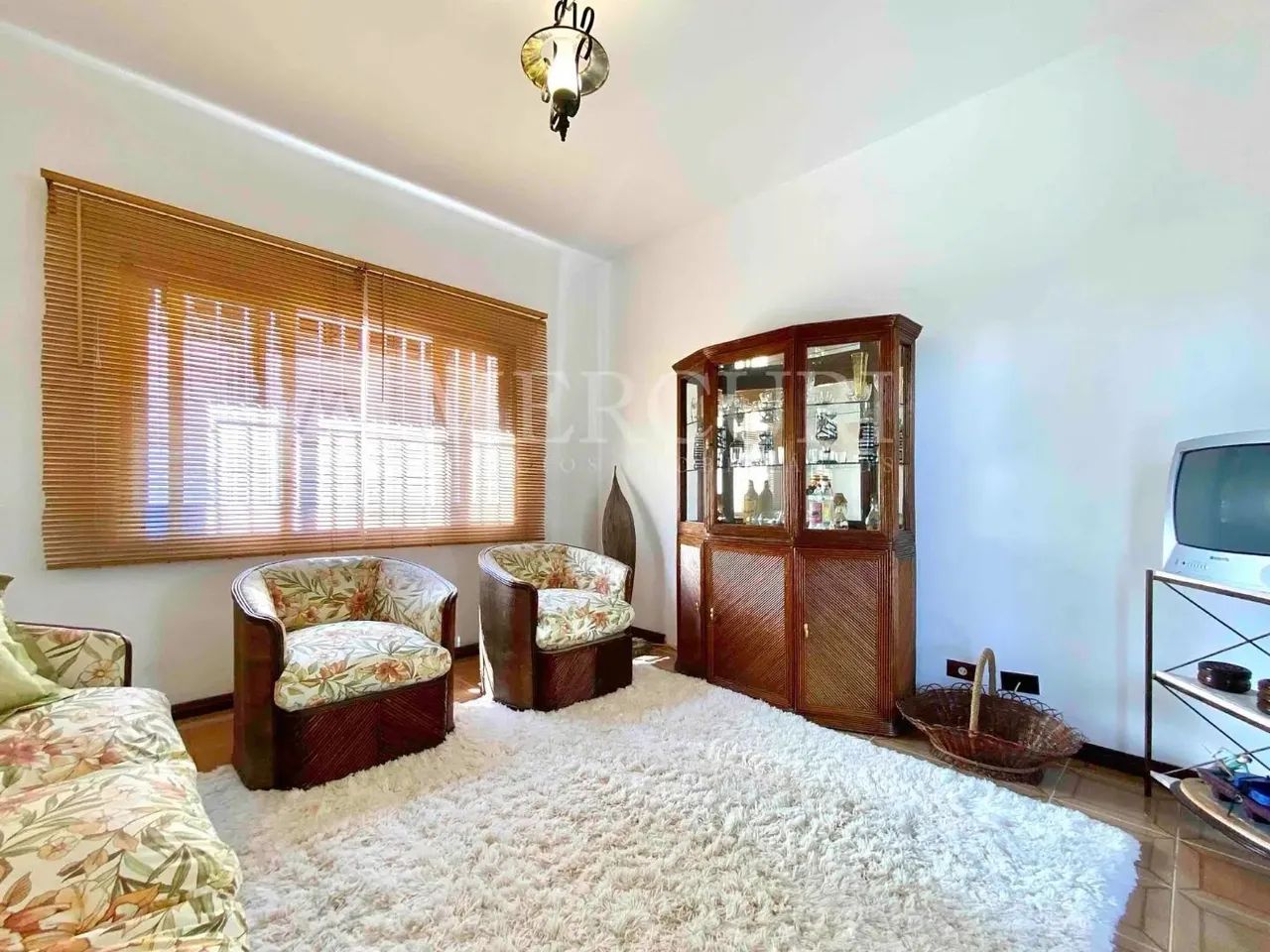 Casa no Guarujá, Enseada, com Piscina e 4 Suítes - Foto 4