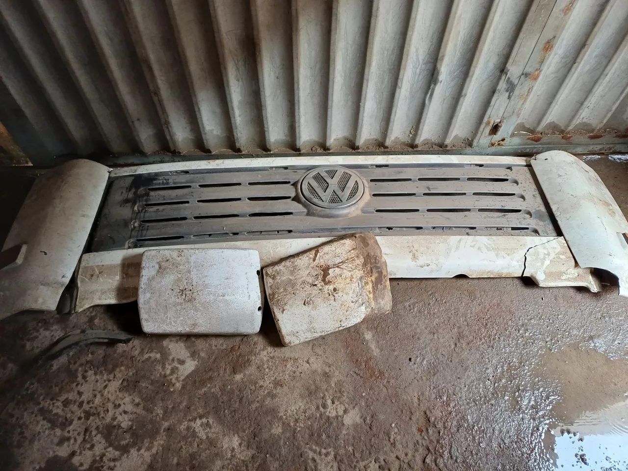 Grade Dianteira VW + Peças