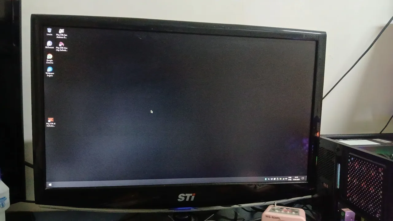 Vende-se monitor 24 polegadas