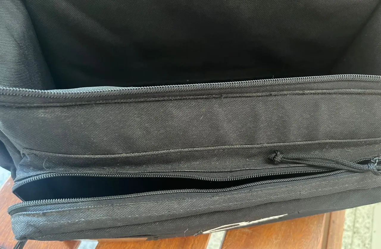 BOLSA CINE ALTA ACOLCHOADA CASE RÍGIDA  30x18x23 cm - Foto 4