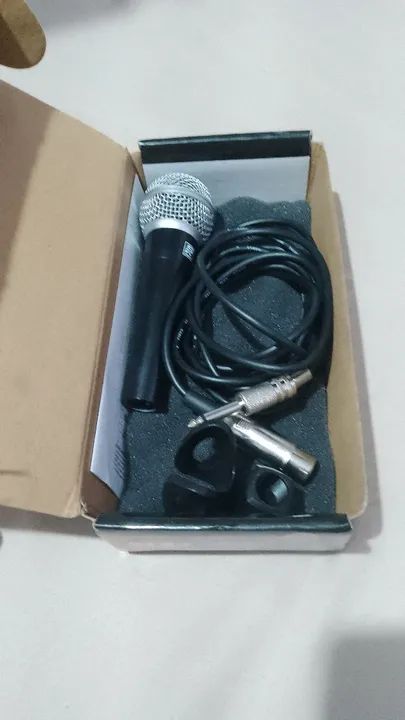 Microfone com Fio para Gravação e Streaming