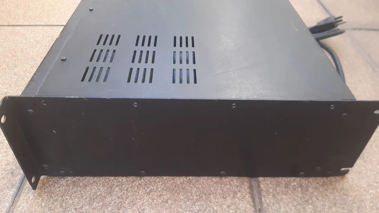 Amplificador de Potência Staner ABU 4000 - Foto 5