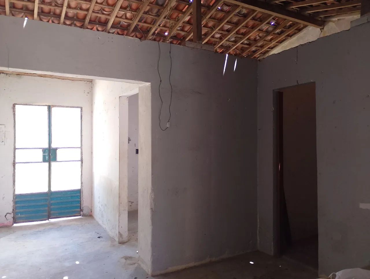 Vendo casa com área para construir! - Foto 4