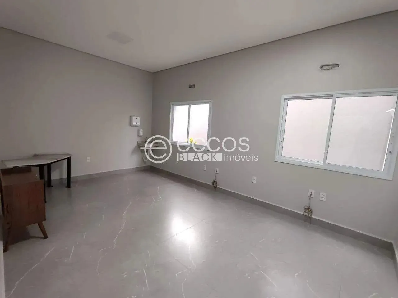 Sala comercial para aluguel, Umuarama - Uberlândia/MG