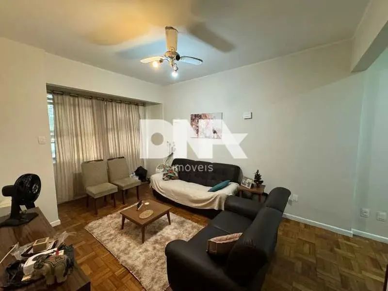 Apartamento - / Residencial / Copacabana